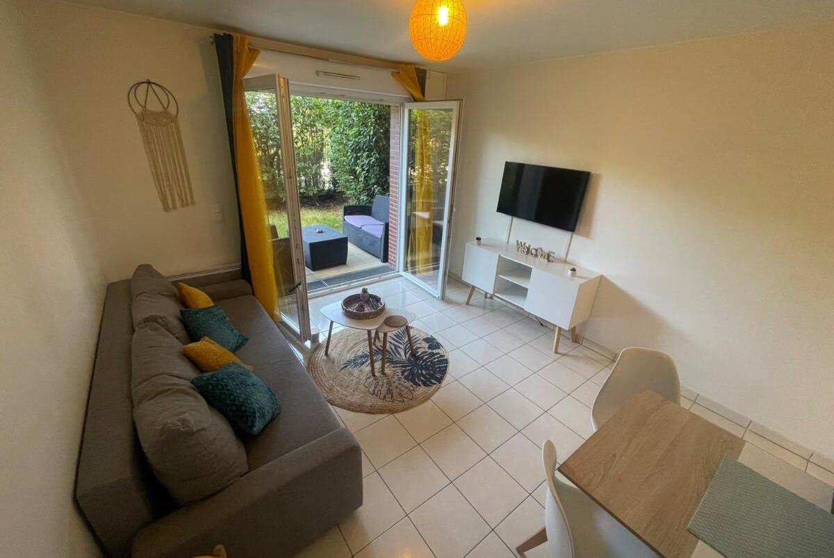 Appart The Good Stay Disneyland Montévrain Extérieur photo